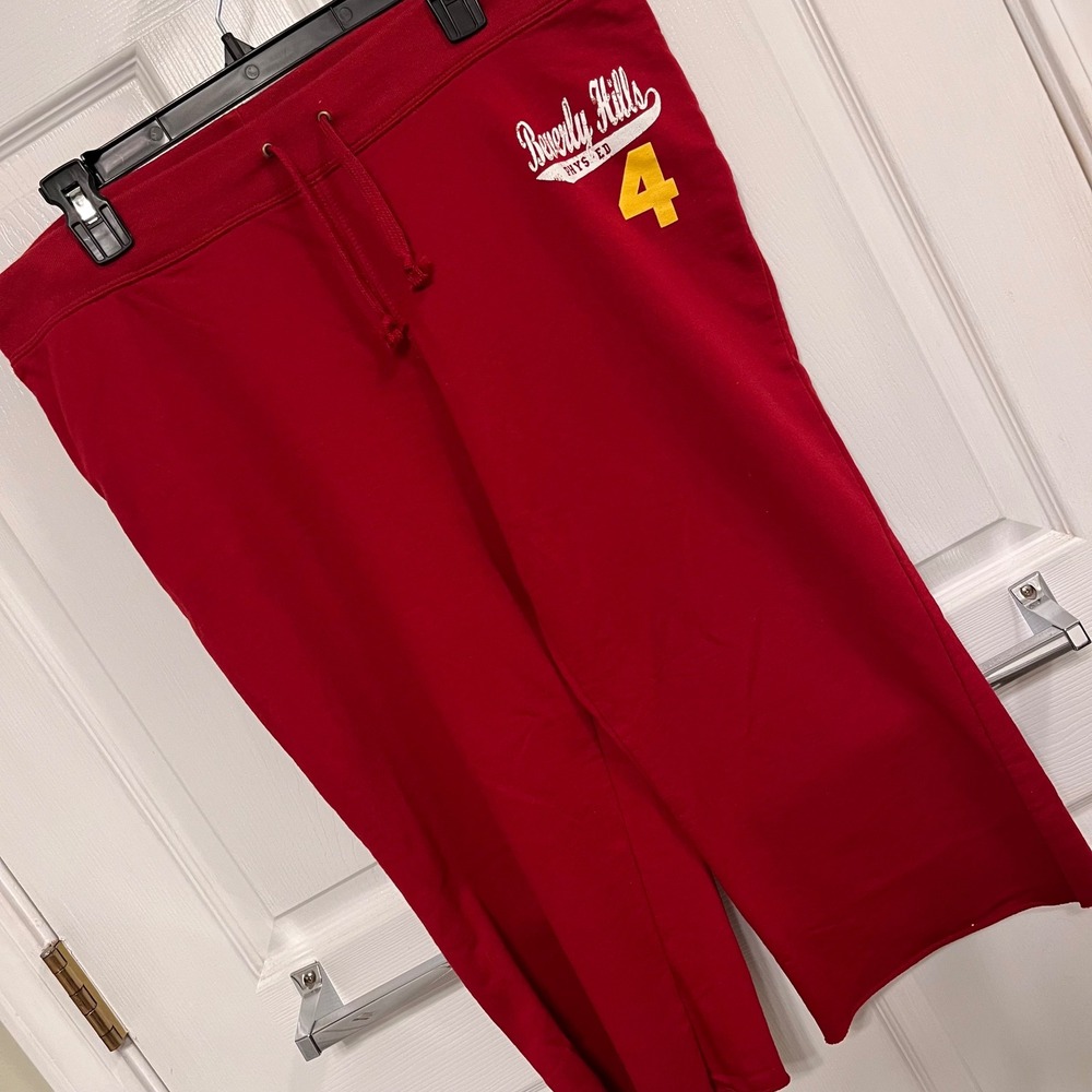 No Boundaries Red Beverly Hills Phys Ed Graphic Cropped Sweatpants Juniors XL 15